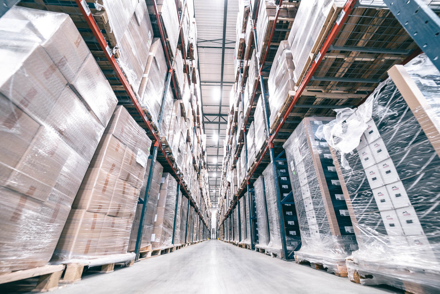 Warehouse fulfillment and storage facility